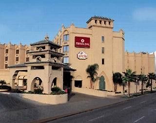 Holiday Inn Tijuana Zona Rio Екстериор снимка